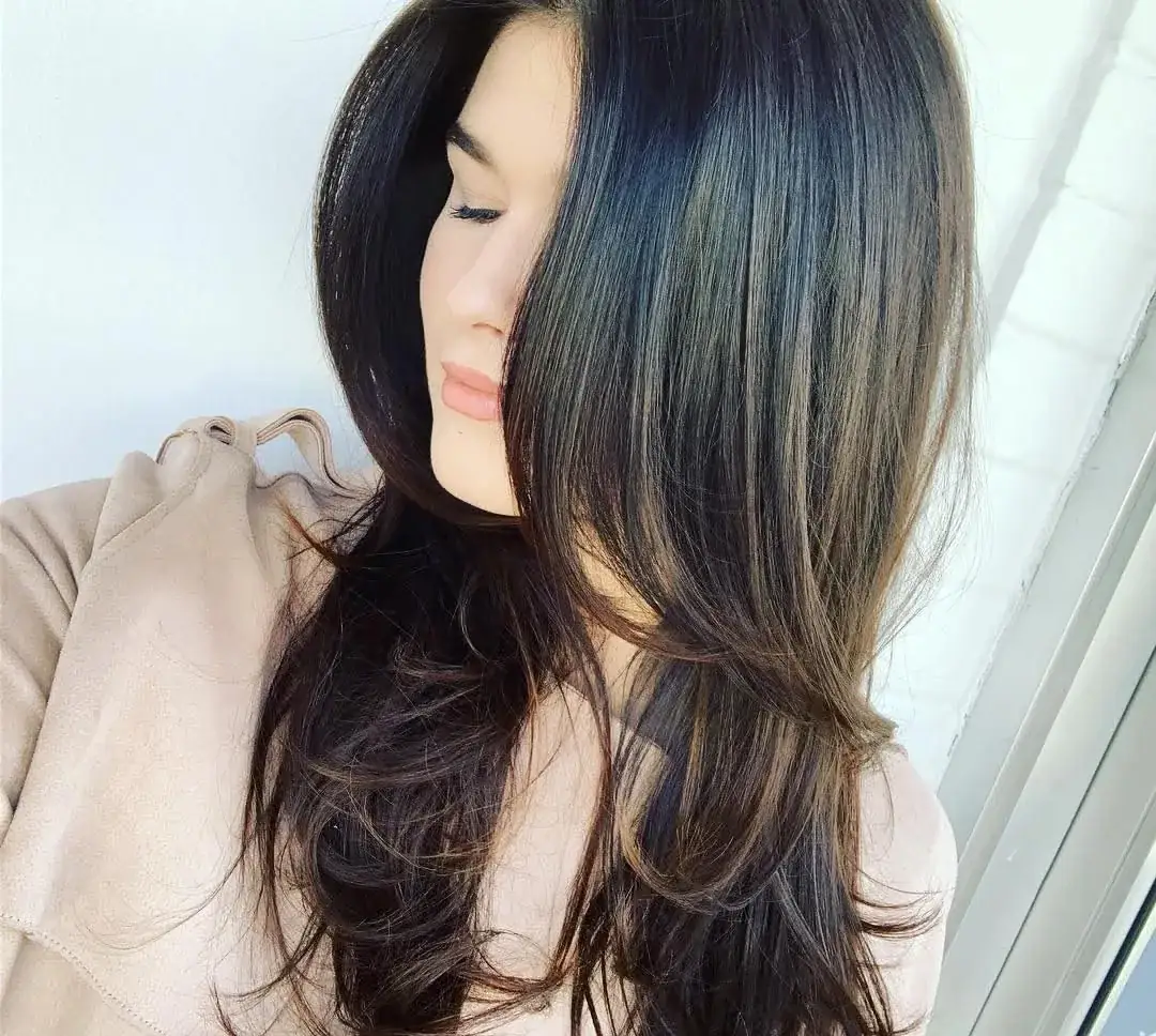 Brunette layered cut