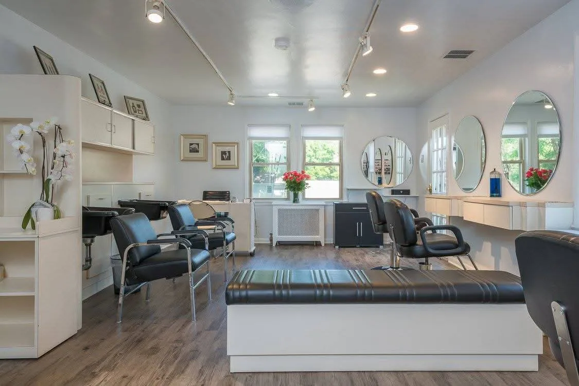 Styling stations at De Amour Salon